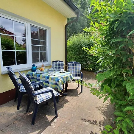 Holiday home Am Deich 30 Strandadler